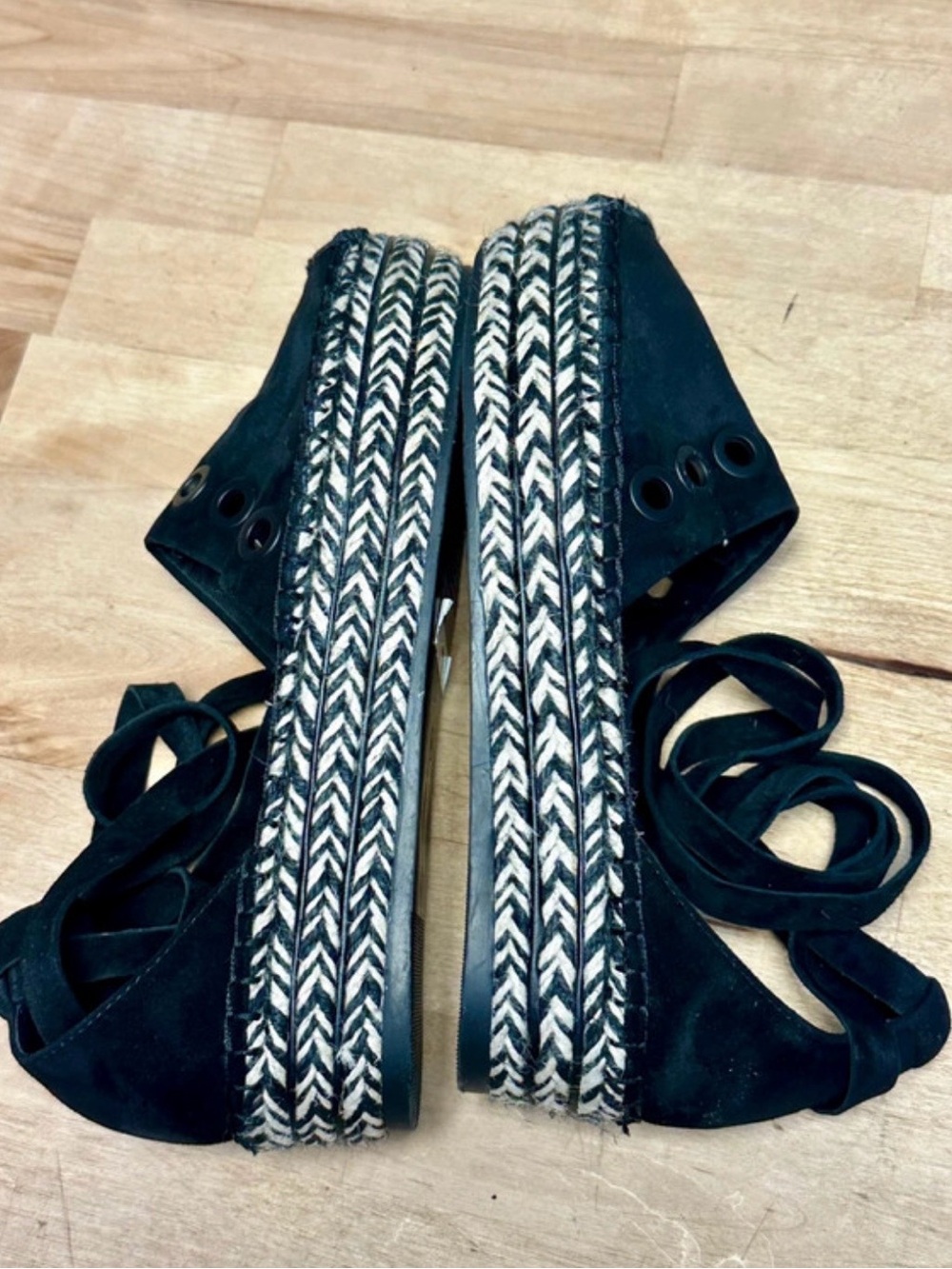 Kendall & Kylie Black Espadrille Platform Lace-Up Sandals